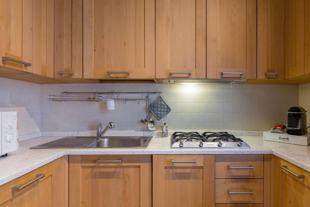 ***Penthouse 4 Min To Arena Inside Fortress Wall ! Verona Ngoại thất bức ảnh